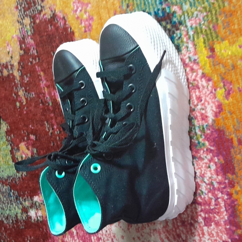 BEAUTIFUL CONVERSE ALL STAR MEN SHOES​